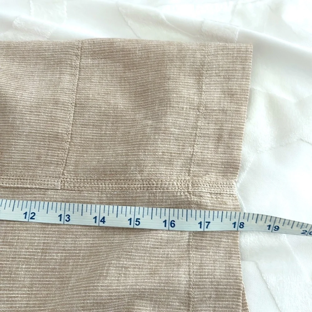 Lane Bryant Tan Shorts w/Elastic Waistband. Deep Front Pockets. Size 14/16
